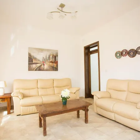 Gozo Island Vacation Home Il-Wilġa