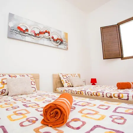 度假居 Gozo Island Vacation Home Il-Wilga