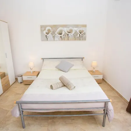 度假居 Gozo Island Vacation Home Il-Wilga